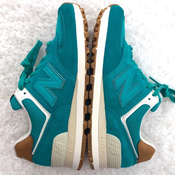 LAST New Balance Women’s 574 Classic “Global Surf” - Picture 5 of 6